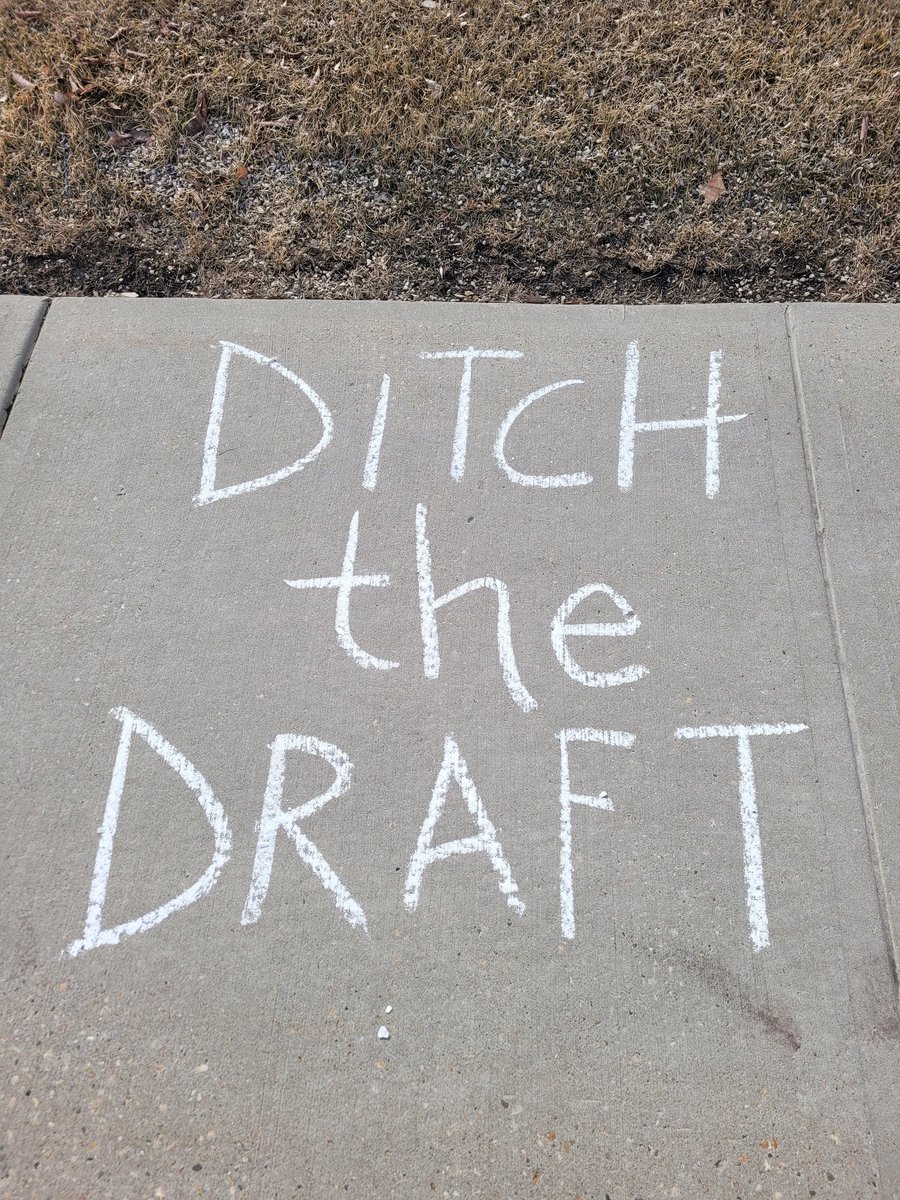ashnetik's tweet photo. Went to my first protest today. Our students deserve better! #DitchTheDraft https://t.co/WhNlTfG7d1