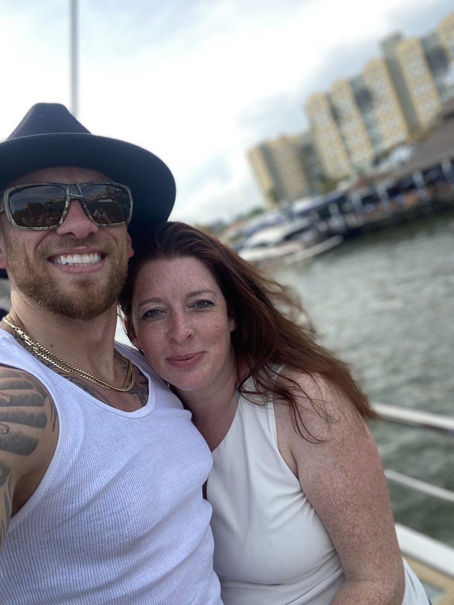 crypto_casually's tweet photo. KING OF MIAMI @BoujeeBaboons @EbisusBay @LoadedLionLynx @badkarma617 @LazyHorseman @balloutcrypto @DrAmberLynne @AlChimponeCCC https://t.co/6HUCKbXAhj