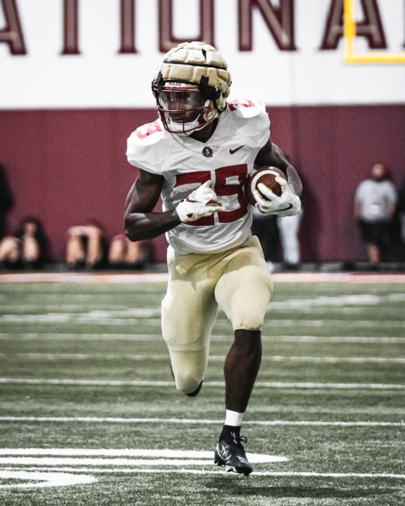 Check out some 📸s from our scrimmage after weather forced a “sudden change” inside this morning #NoleFamily | #KeepCLIMBing