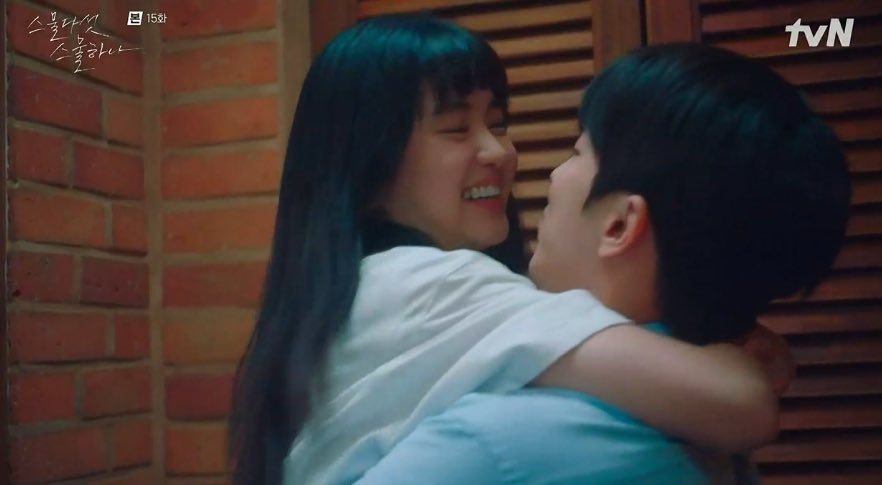 nocturnback's tweet photo. di scene ini yijin bener-bener borong love language guyssss😫

langsung dateng kerumah : act
bilang heedo cantik : words
pelukan : physical touch
ngajak liburan : quality time

#TwentyFiveTwentyOne
#TwentyFiveTwentyOneEp15 https://t.co/W8NNQs3mRb
