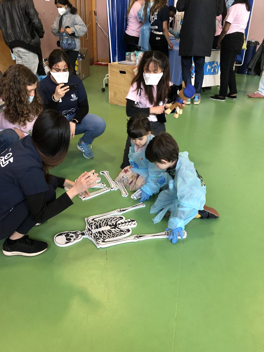 cwilkinsongp's tweet photo. Well done to@TCDPaeds for putting together such a well organised, hugely fun and interactive day. We (and our teddies of course) had a beary great time! #TeddyBearHospital #BUMBLEance https://t.co/htU35nUtE8