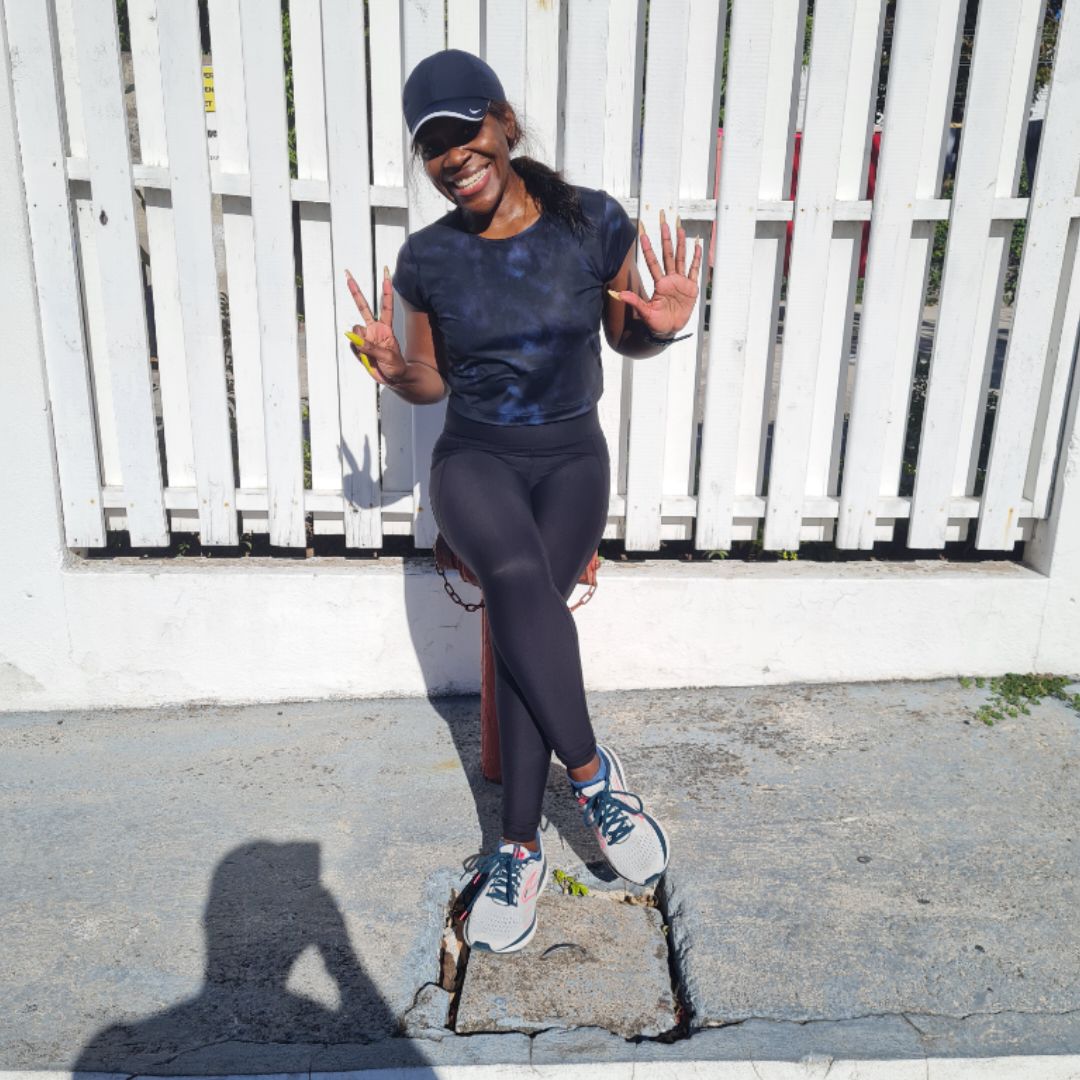 lenkees's tweet photo. On Thursday night "17" popped up in my head from nowhere. Dismissed the thought but mapped the route in my head that actually turned out to be 17 miles ๐. Talk about April Fool's...๐๐.
#HelloApril
#FridayLongRun #nohumanislimited #madeformore #intentionalliving #running https://t.co/6EY1m8cEN4