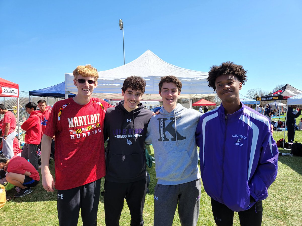 LRHStrack's tweet photo. So proud of these guys! Three ran PRs in the 1600: 4:27, 4:37, and 5:19. https://t.co/hhDjN8yfwt