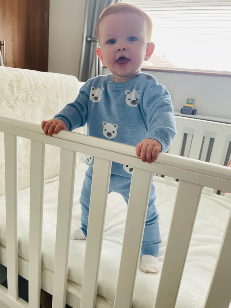 RamsayAmanda's tweet photo. Growing up so fast #Romanjames#nana 😍😍😍 https://t.co/6oOqPJnlm7