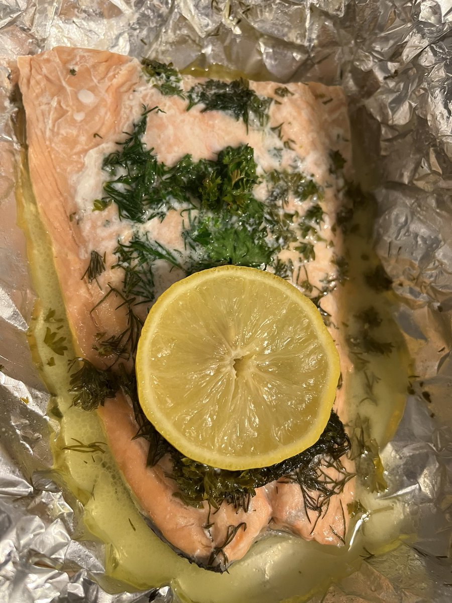 MealsWheelz's tweet photo. Lavender’s green, dilly dilly… #ForYew #Delivery #Soul #Food @AndrewSacks13 https://t.co/0kIfAJXVWV