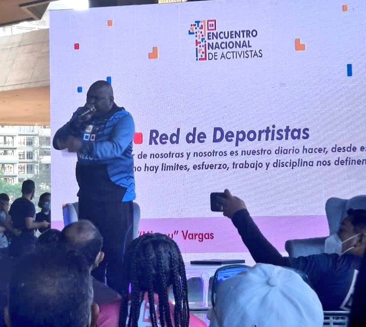 vargas_mimou's tweet photo. Una red en  torno al modelo de la inclusión y justicia social que vivimos en el país #1erEncuentroSomosVenezuela #EmprenderJuntos @delcyrodriguezv @35vanesamontero @MSomosVen https://t.co/4PFo1zWvnw