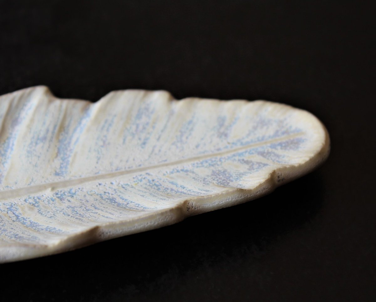 Enciende un incienso y conecta con los aromas, tus emociones y con un estado de paz. #portaincienso en #ceramica #altatemperatura