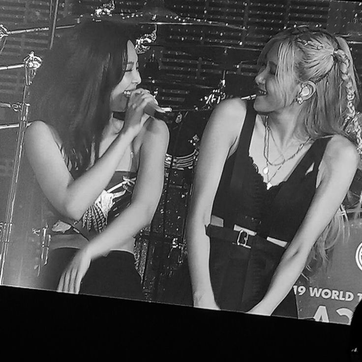 BITCHAENNlE's tweet photo. 🤍 https://t.co/p1dhloHugB