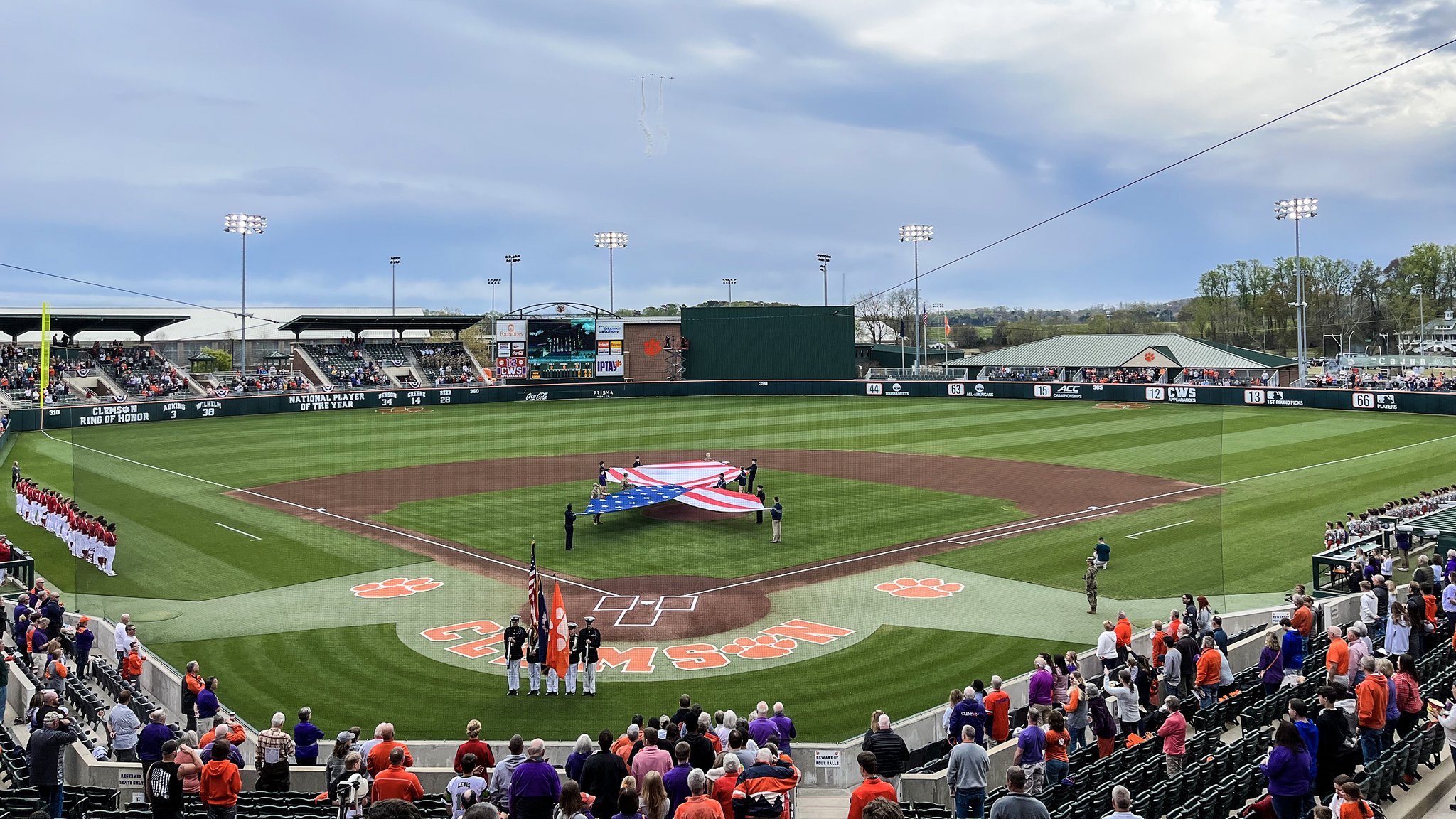 Clemson Baseball on Twitter "🇺🇸 🇺🇸 🇺🇸 https//t.co/Qn9npZs074" / Twitter