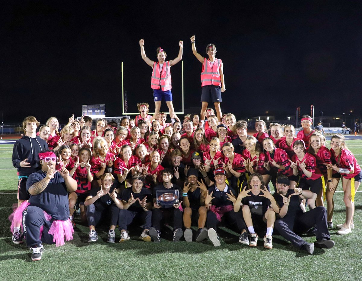 Congrats Seniors- our 2022 powderpuff champions with a 19-14 win over the Juniors! #powderpuff #seniors2022 #alaschools 📸 <a href="/WildBlissPics/">Cumorah McOmber</a>