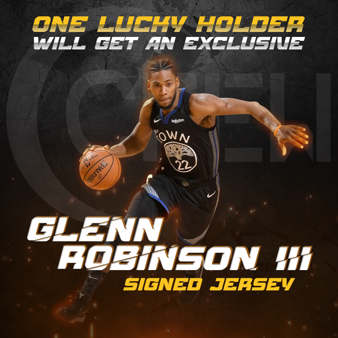 PeterVoogd23's tweet photo. One lucky @CCrewNFT holder will win a signed @GRIII jersey on Monday! We also have 15k worth of other prizes up for grabs!!  Big things planned....👀

OG Purchase = 2 Entries
2.0 Purchase = 1 Entry 

Must be in our discord to win! https://t.co/bCUF5ohk6L https://t.co/phcIIxsG3V