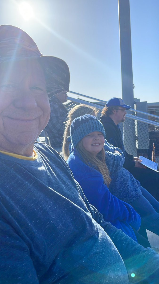 DebHickerson's tweet photo. @MT_Softball beautiful afternoon for some great softball @MTAthletics https://t.co/jNDLO7z8Zo