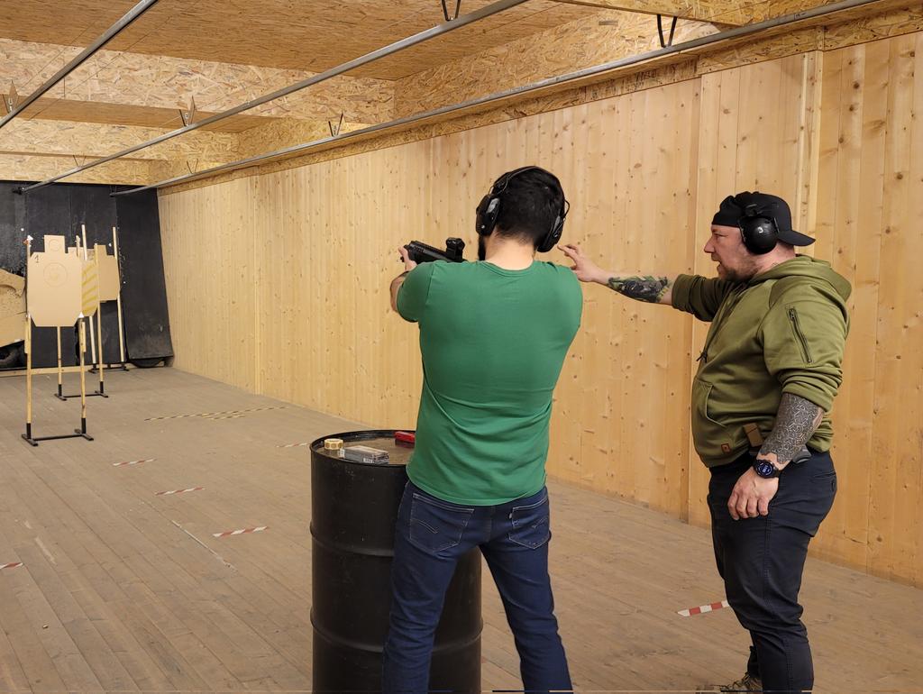 CRYPTOPIN100's tweet image. Trebuie sa descarci stresul
#gunpro Otopeni 🔫