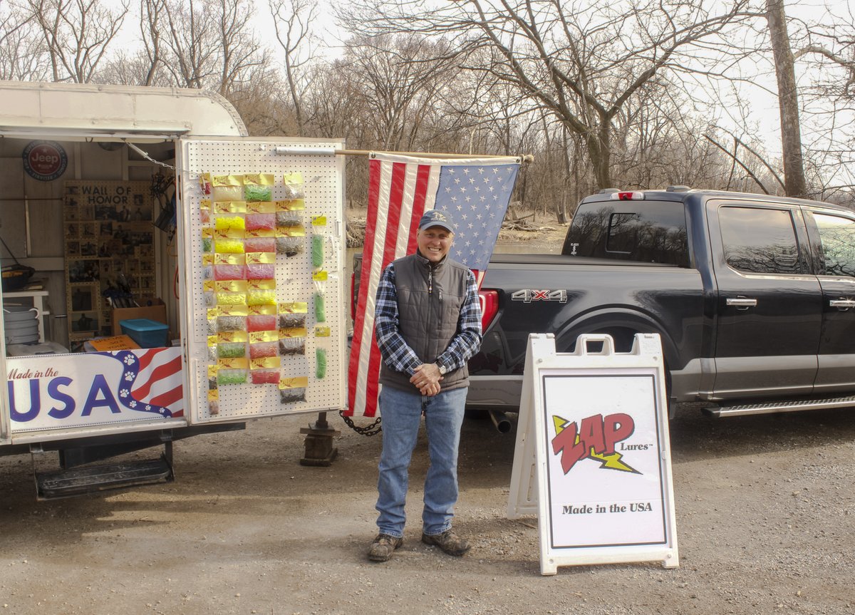 JenniferPasztor's tweet photo. Gregg Balcerzak, sells his handmade lures near Sidecut, Maumee, OH, Saturday, Apr. 2, 2022. Gregg bought Zap Lures 4 years ago after losing his job at The Andersons, stating it keeps him busy.
OCC Photojournalist/Jennifer Pasztor #photojournalism #maumeeohio #walleyerun  @filkap https://t.co/tr4VjGnbbD