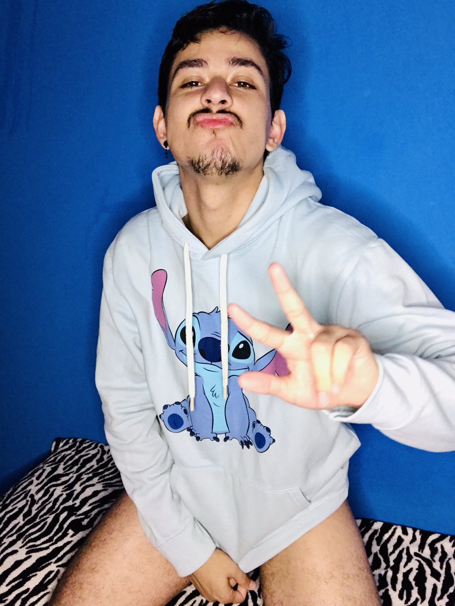 Patry_borges97's tweet photo. Sorrir com os olhos fechados é enxergar uma felicidade que pode ser vista pelo coração.
#Bissexual #Gay #gaysp #gaysurabaya #GoodVibes #Boanoite #boy #BoysDontCry #Brasil #estiloso #HayallerVeHayatlar #LGBTQIA #moda #machomoda #modapraeles #Nudes #Sorriso #sp https://t.co/pyso7L8Rmy