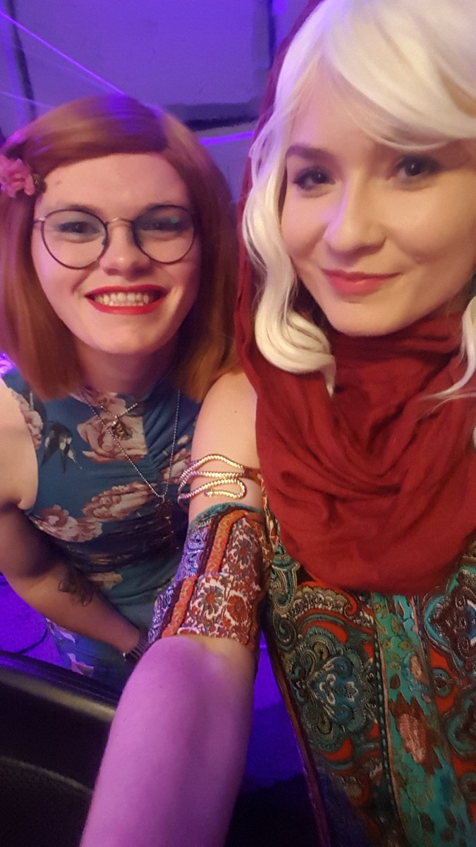 jestbubbles's tweet photo. We defeated the enemy, but at what cost? An eye for the boy Witcher's life and the old man has fallen. Cope with us live now at https://t.co/caQiCtktAD @LegendaryAct @_LA_Tony_ ♡ https://t.co/GVtRVViIch