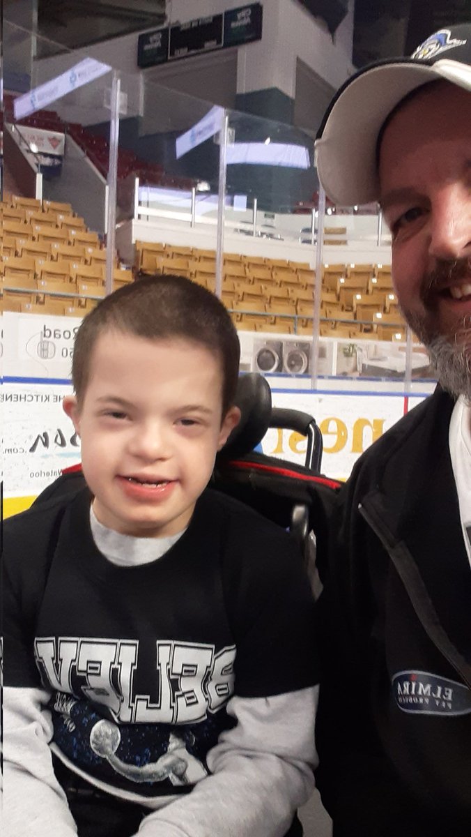THE_KINGSLEYS's tweet photo. @HeartBeatsHate 
Another night out with my buddy,  #HeartBeatsHate. Keep up the awesome work everyone 👏 @RemaxGoingHome
#WorldAutismAwarenessDay
 at @kw_titans 🏀 game. 
Go Titans Go! https://t.co/dBz3fW5jKT