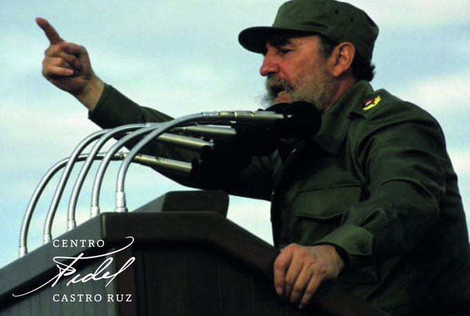YaquedeCuba's tweet photo. #FidelPorSiempre
“En el @PartidoPCC tenemos que enriquecer nuestras experiencias, las que cada uno va adquiriendo y va creando en su enfrentamiento a los problemas, a las dificultades. Todos los días y en todas partes tenemos posibilidad de aprender algo nuevo (…)”@EVilluendasC https://t.co/V6a8Ofz7ux