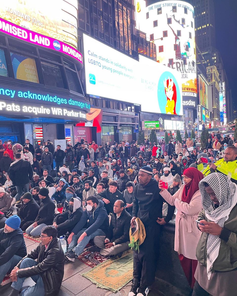 Muslim tweet media