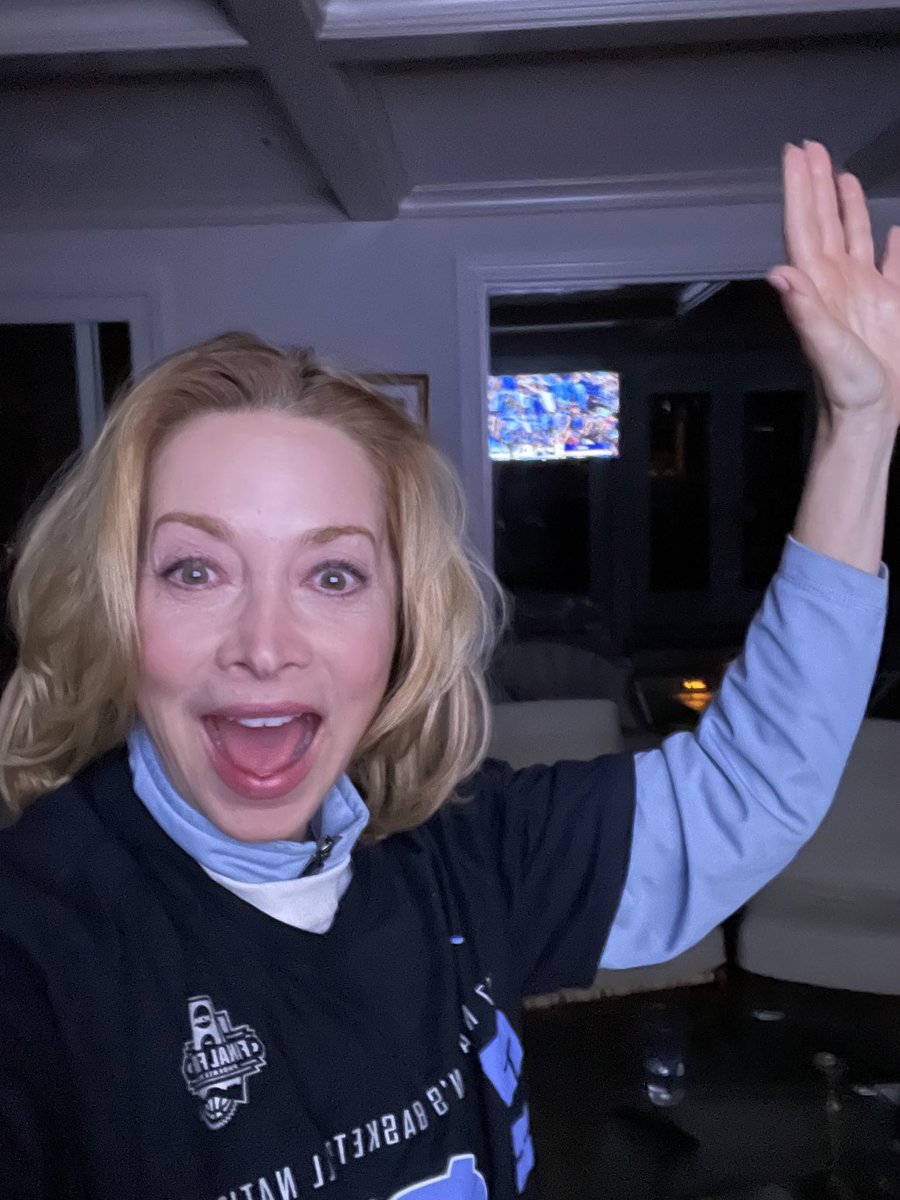 sharonlawrence's tweet image. Congratulations ⁦@UNC_Basketball⁩ #goheels 🐏 Thank you #tarheels  #coachdavis   #uncvsduke #webeatduke