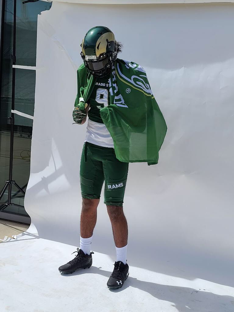 miles_tremell's tweet photo. Had a great unofficial visit @CSUFootball hope to come back some time in the future! @CoachFin_ @CUC_Coaches @BrandonHuffman @CoachE916 @CoachChadSavage @CoachJayNorvell @Inderkum_FB https://t.co/YWkfgsUT6i