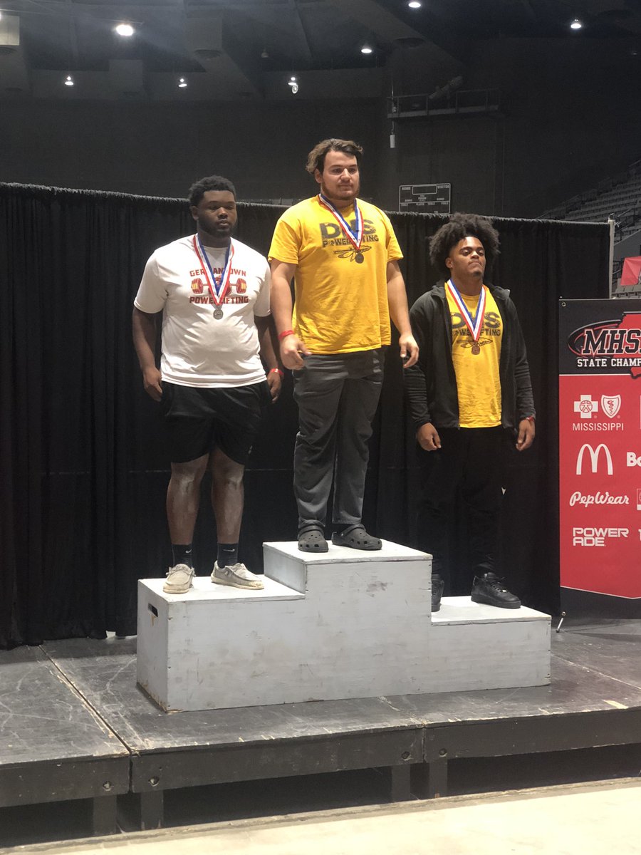 GoMavsPWL's tweet photo. It was the boys turn today at the State meet in the Coliseum. The Mavericks finished 3rd overall! #gomavs

Individually, Jaishun Bell 🥈, Ed Dunigan 🥈, and Monterrius Walker 🥈 medaled in their weight class. https://t.co/jTva65XheK