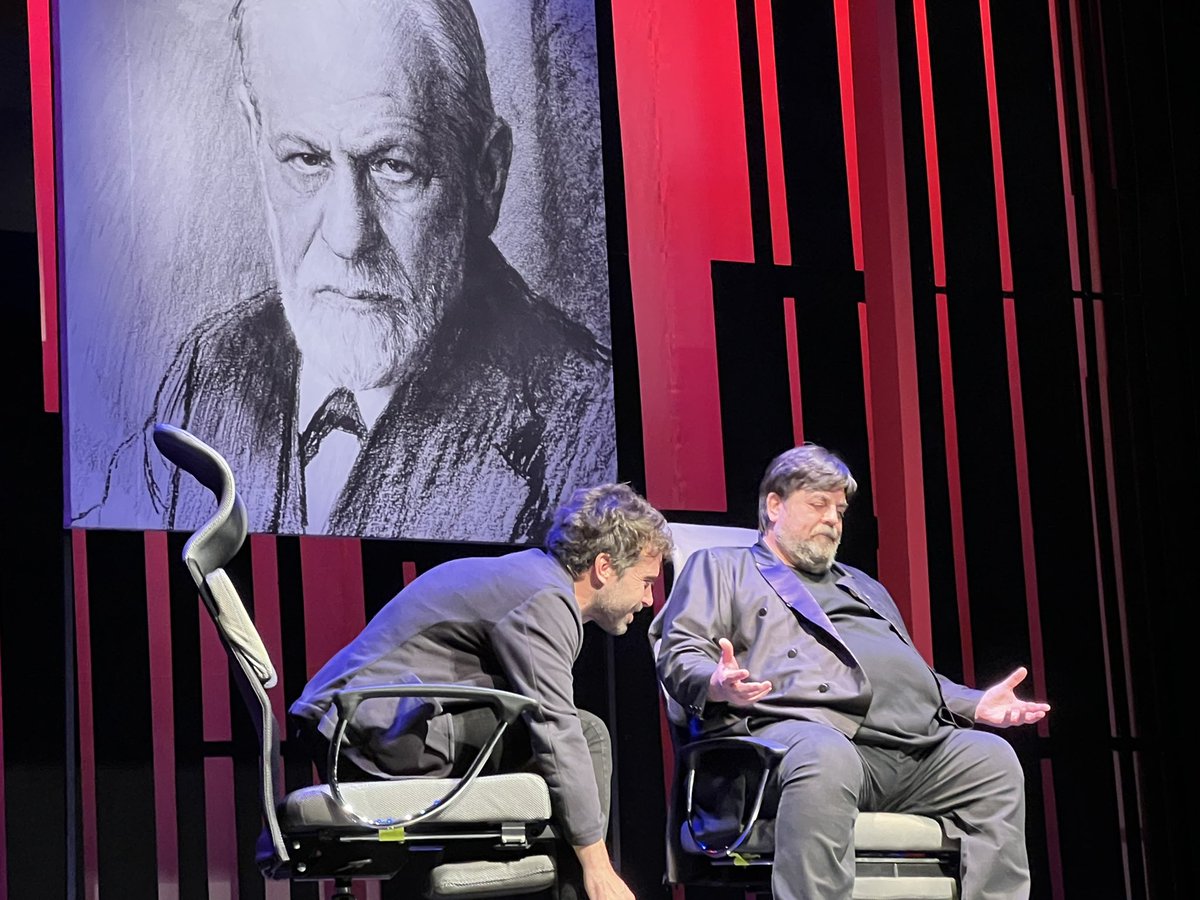 Cómo disfrutamos de “Me duele una mujer” en <a href="/multiteatro/">Multiteatro</a> 
Están geniales <a href="/memefunes/">Mercedes Funes Actriz</a> <a href="/carportaluppi/">Carlos Portaluppi 🇦🇷</a> y Nico Cabre❤️