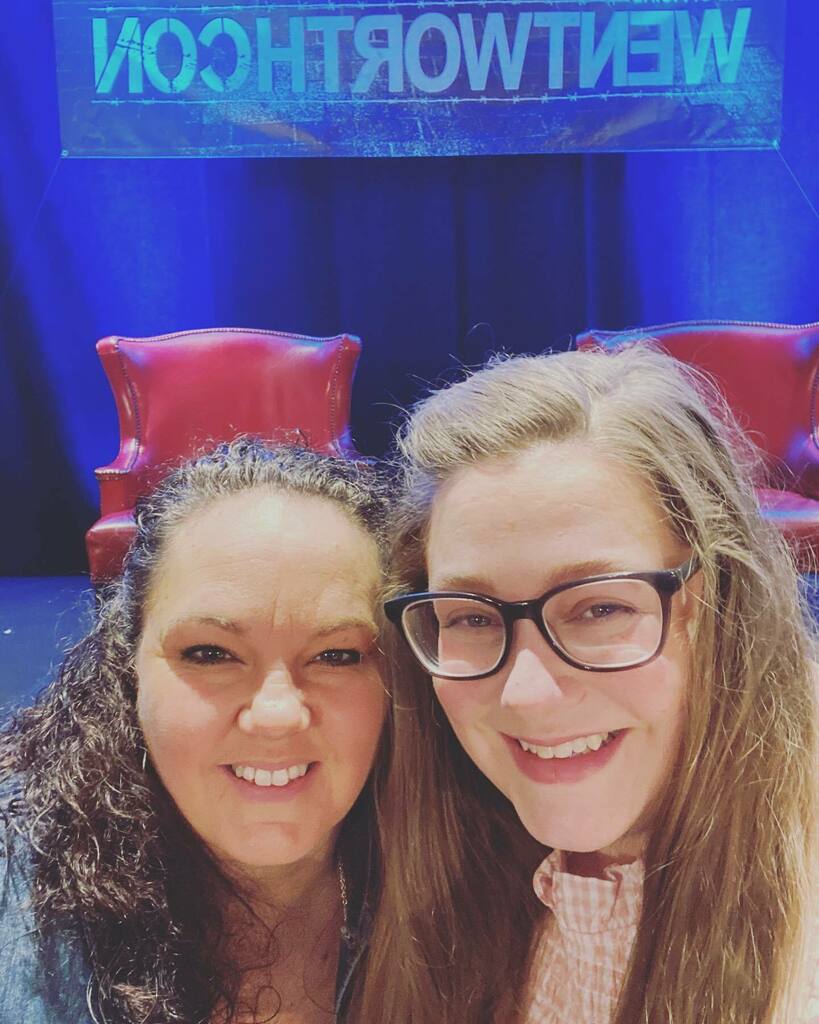 seekingwhispers's tweet photo. Best fucking day ever #wentworthcon https://t.co/tLFwF5hl1n https://t.co/aX6m8pqb92