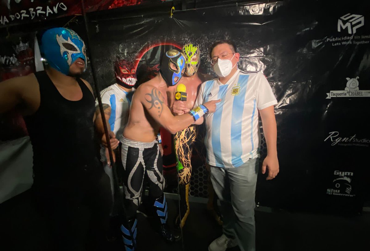 danyhiphopman's tweet photo. El que sabe, sabe. Estan a tiempo ahora q saben el grupo del mundial. De pasarse a los #Sencillitos @adrianmlucha @mas_lucha #Argentina #Qatar2022 https://t.co/JpTdNuOfxd