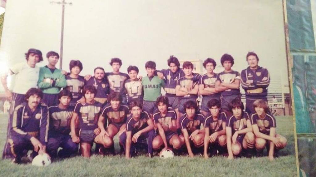 capiespana6's tweet image. Hoy es un día muy triste para el fútbol con el fallecimiento de Hugo Hernández, mi primer entrenador en Pumas QEPD 🙏