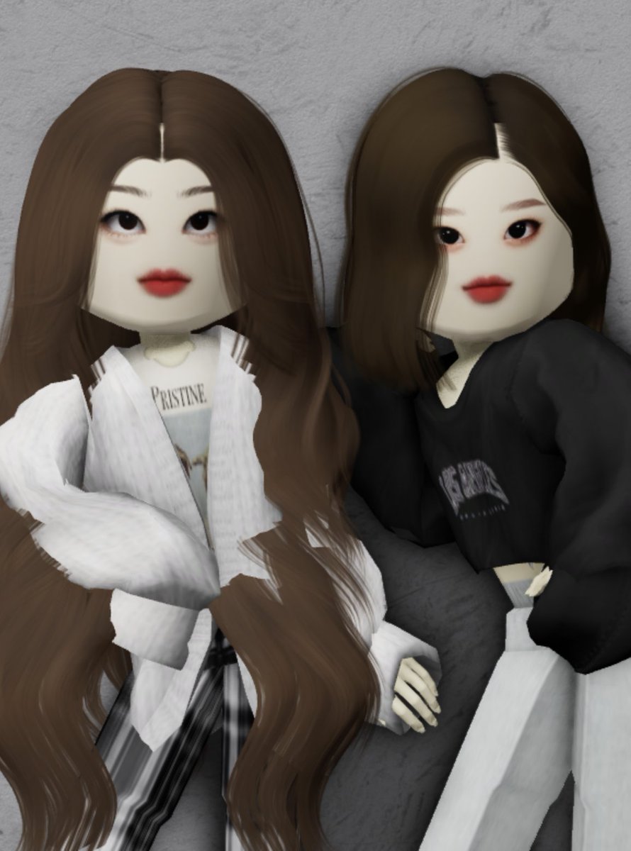 stayg_saeun's tweet photo. a few pre d-day sleep over pics, it was so fun. i hope we do another one soon! https://t.co/YRnwssv8bY