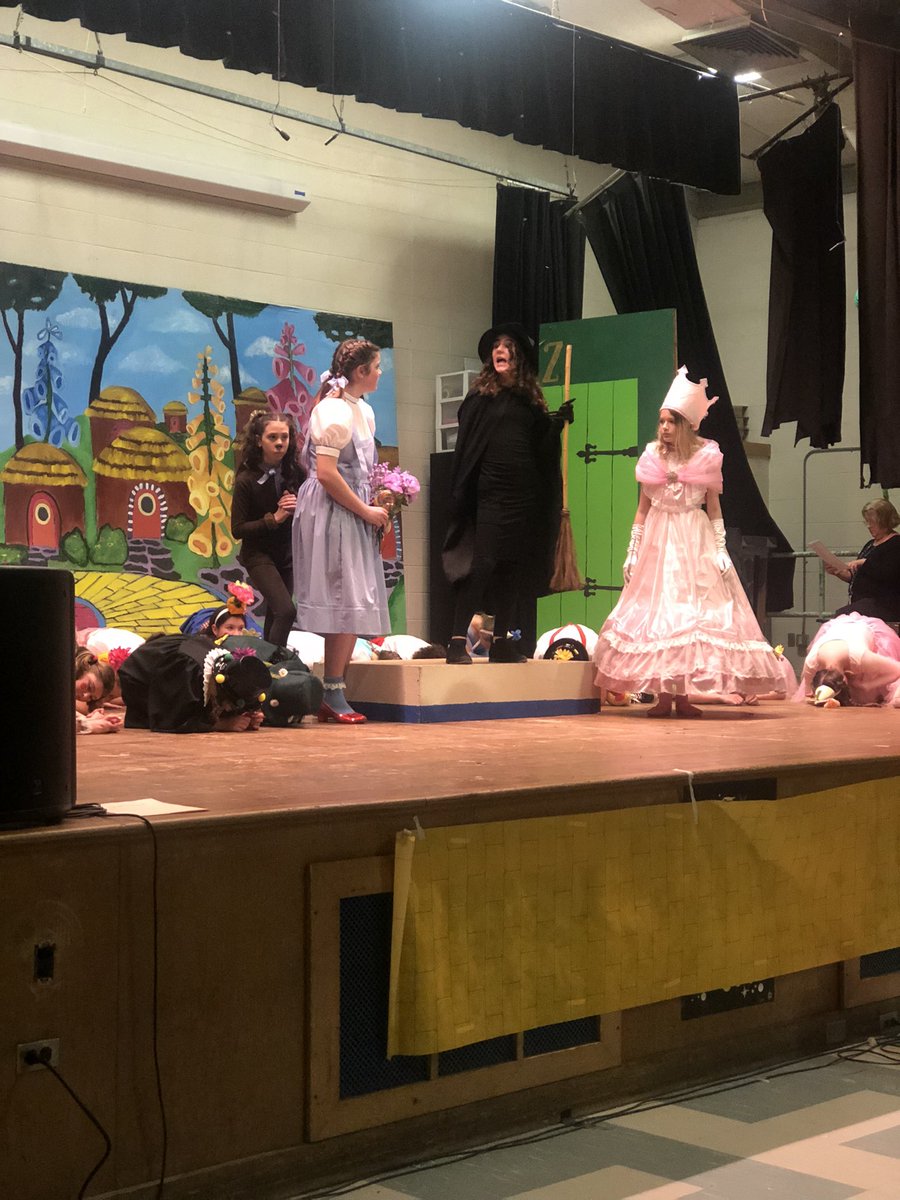 What a great night. BRMS &amp;CCMS students presenting Wizard of Oz. So talented