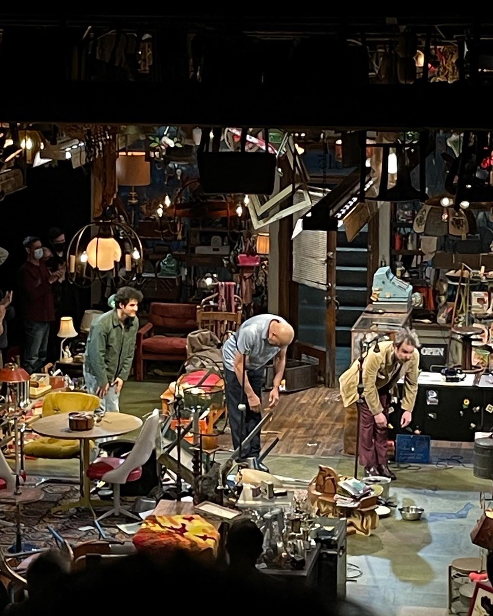 angel51294's tweet photo. If you’re in NYC, don’t miss this show!  Excellent production with an amazing cast!!!  A special thanks to @TodayTix for $35 rush tickets!! @BuffaloBway @DarrenCriss https://t.co/KMH2OeLw68