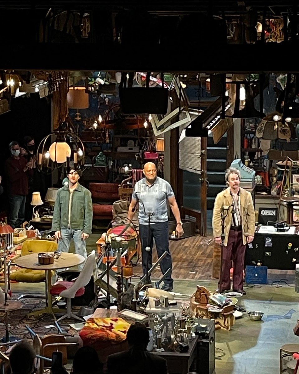 angel51294's tweet photo. If you’re in NYC, don’t miss this show!  Excellent production with an amazing cast!!!  A special thanks to @TodayTix for $35 rush tickets!! @BuffaloBway @DarrenCriss https://t.co/KMH2OeLw68