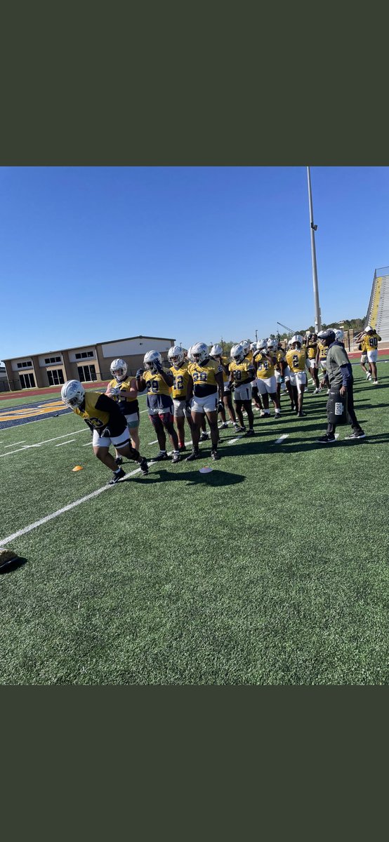 99gocrzy's tweet photo. Leading the Regulators 😳 #springball https://t.co/RrtYeUBehl