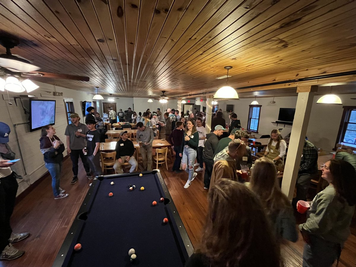 OUultimate's tweet image. Great to have lots of awesome alumni back this weekend! Ohio ultimate runs deep.