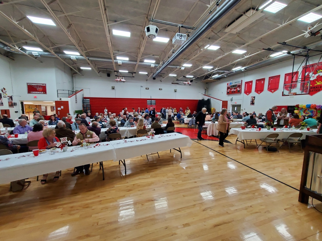 It is lovely to see all of our Cardinals back in #TheNest 100 years strong. We want to give special thanks to the Class of 1972 for their efforts to make this year's banquet a true  #CardinalVictory.