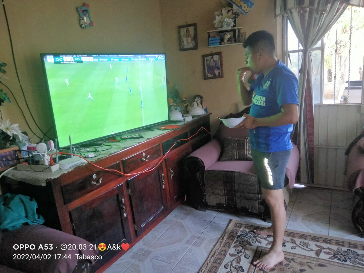 Angelit40849012's tweet photo. #SabadoFutbolero saludos💙 https://t.co/BO2t64uQ9r
