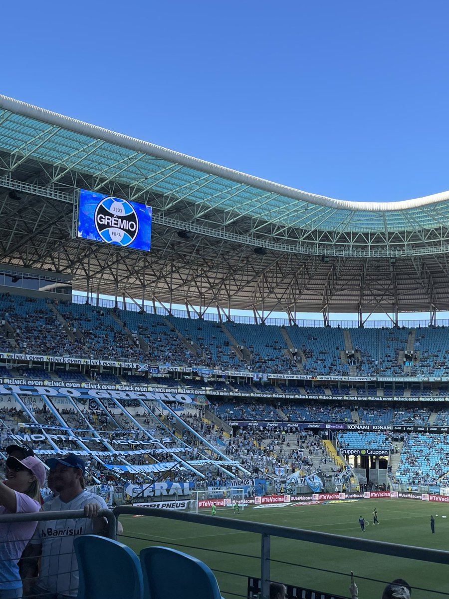 bbronzatti's tweet photo. Tudo azul no RS 

#Gremio #Gauchao @Gremio https://t.co/l9Y9Mnlelc