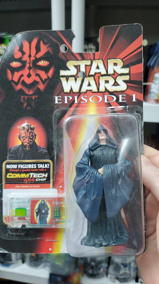 AndyMckillip's tweet photo. @forcefriendspod Found this at a goodwill! The effort that went into the CommTech Chip is nothing short of stunning! https://t.co/h3oyewa94v