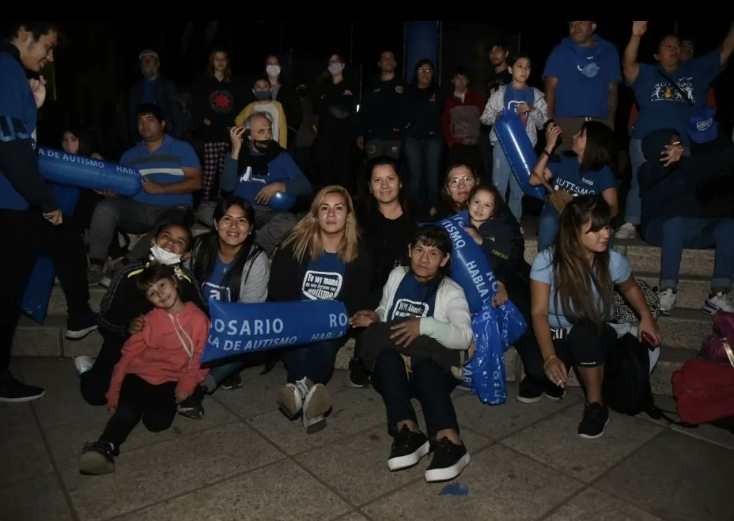 pablojavkin's tweet photo. Celebremos las diferencias. #RosarioHablaDeAutismo https://t.co/hkmMHQex12