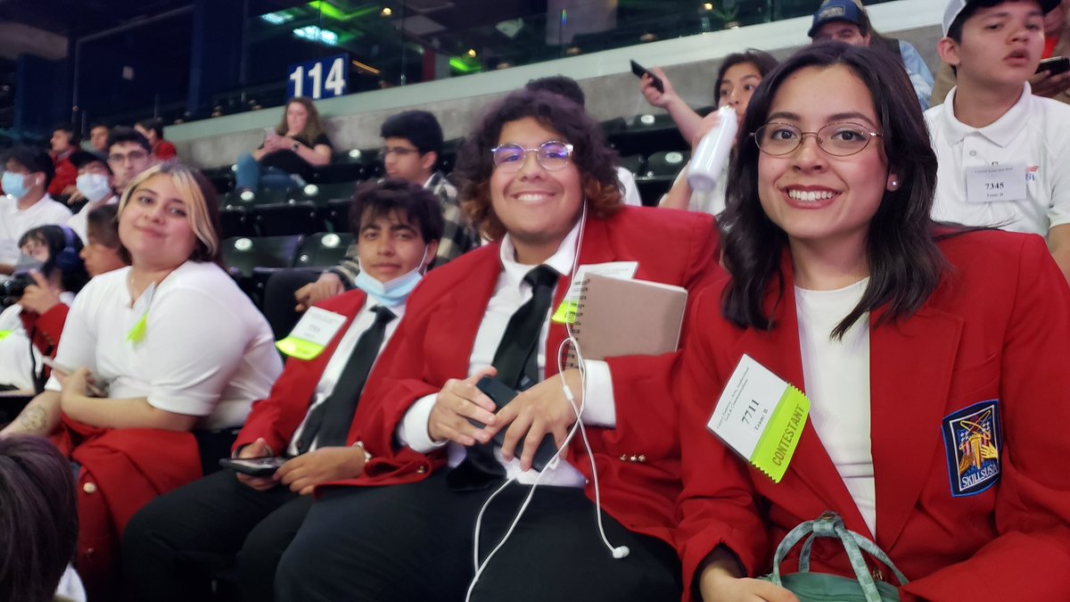 RhsMediatech's tweet photo. Waiting for the start of the awards ceremony. Anticipation builds. Whatever happens, these  young adults are CHAMPIONS in my book. I'm so proud of what they have done. #riverside4ever https://t.co/Y7czLRC99p