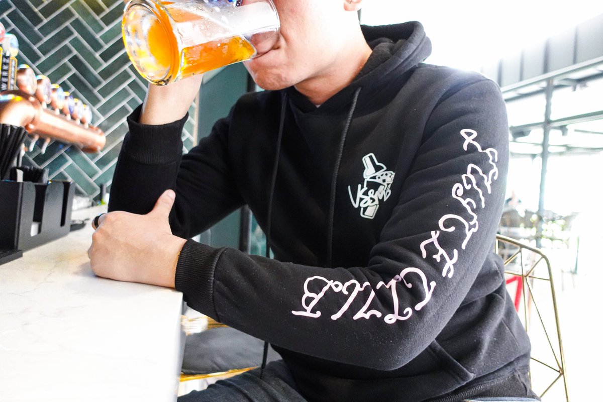 VSSMB1's tweet photo. LAST DAY OF MERCH, ENDING AT 2359 HRS !!!! GRAB IT WHILE IT LASTS https://t.co/0cGE2I1Q0H 

Also, giveaway happening live at https://t.co/hzEWiXs8Mo 2PM https://t.co/4dOkco0ErA