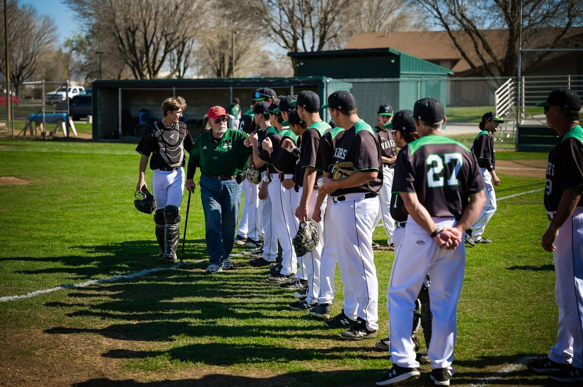 TehachapiBB's tweet photo. What an Amazing Day! In honor of Vietnam Veterans, our own Mr. Roger Davis threw out the first pitch. The @tehachapisemin1 joined us for the National Anthem. The Warriors get a win on the field as well! Proud of these young men!! @tehachapisports @tehachapiasb https://t.co/KZlljc2eNV