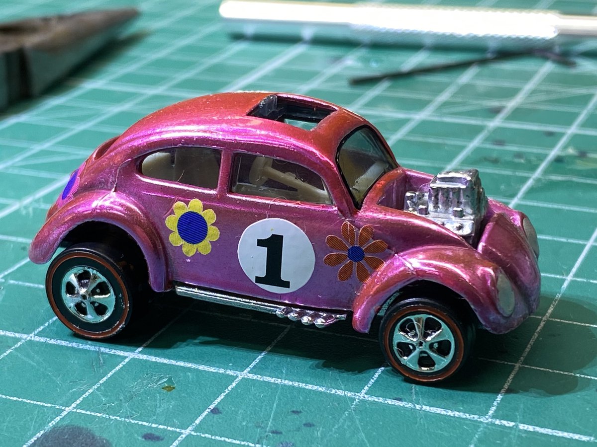 lfjii's tweet photo. Easter Buggy. #diecastrestoration #redlinehotwheels “Custom Volkswagen” (USA) 1968 #spectraflame https://t.co/m01yMcQHSU