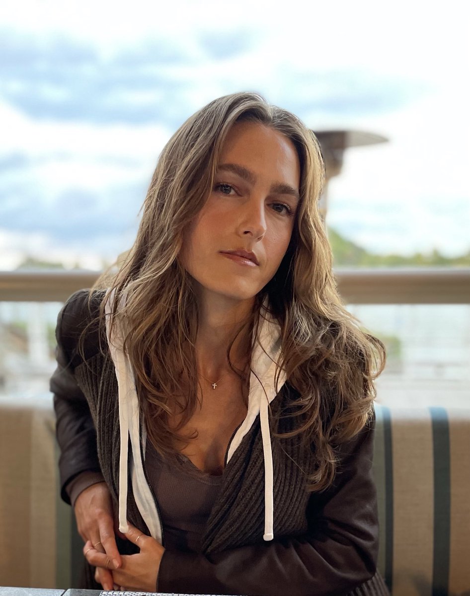 AlexandraB913's tweet image. 💃🏽

#californiahoney
#alexandrabrowne
#newmusic
#countryartist

ffm.to/californiahoney