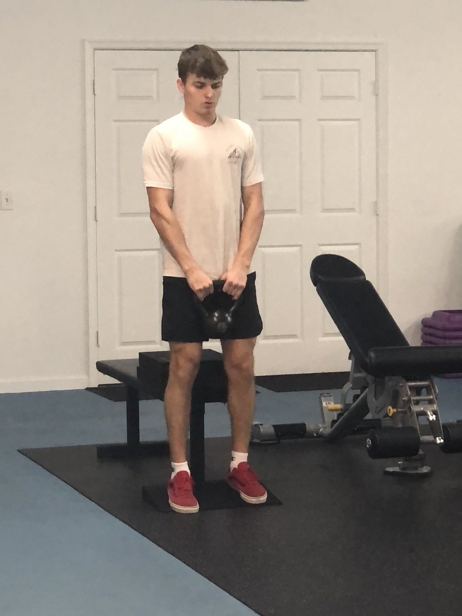 tony_paris_120's tweet photo. #GTAT - Gym, Tan, Axe Throwing @brodyparis21 https://t.co/mw89qd6tvh