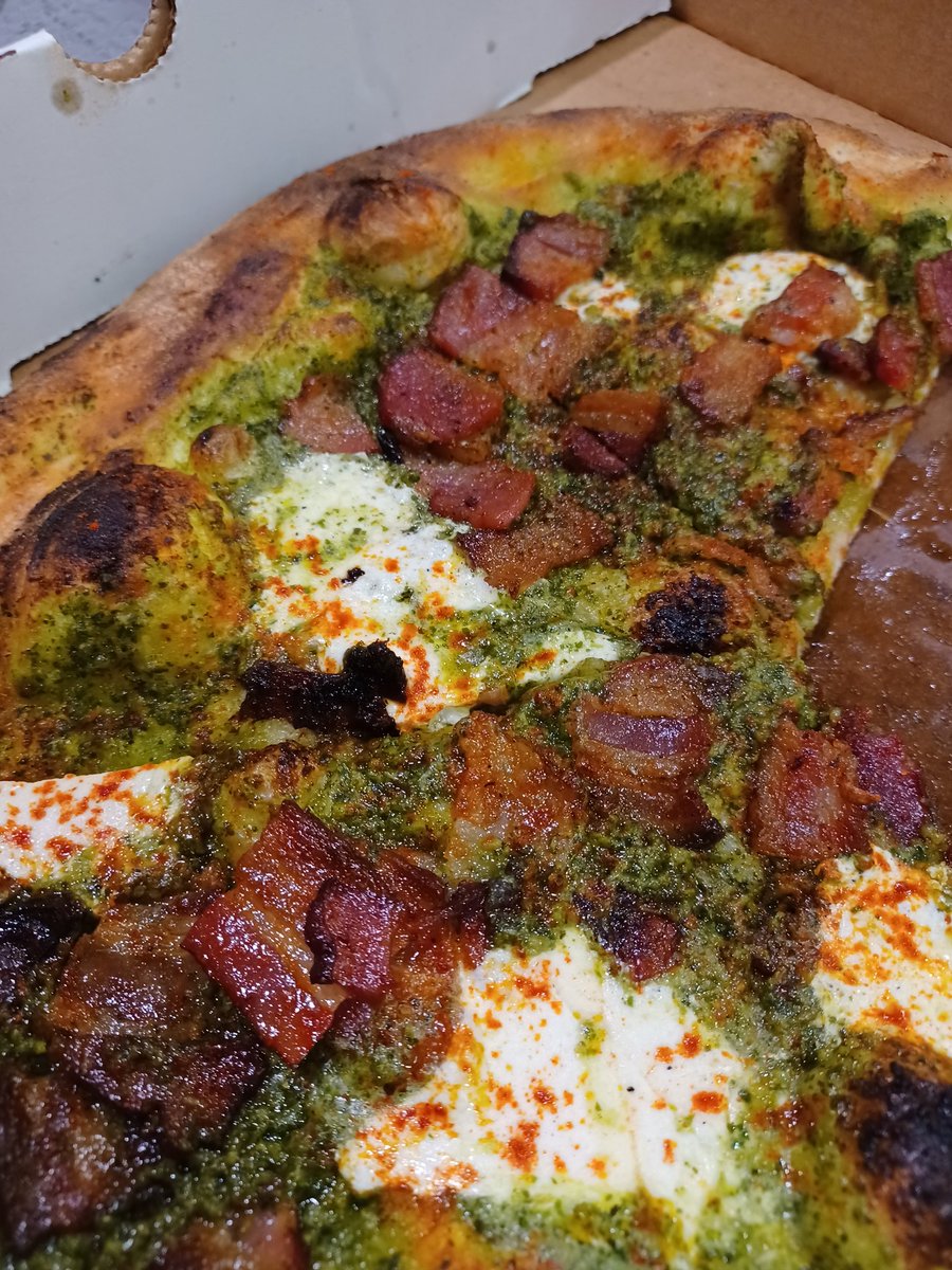 ANCJonah's tweet photo. Tonight's dinner is by @TimberPizzaCo and @3starsbrewing #Ward4Takeout https://t.co/8bhMv4x3Zo