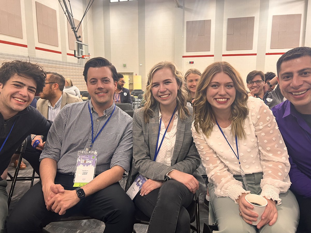 YDUtah's tweet photo. Utah is in the house for #YDABOI🥔 https://t.co/GlmkNp9ctF