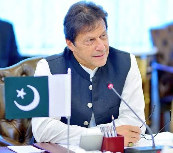 HKVendani's tweet photo. #Support_ImranKhan_SavePakistan. https://t.co/ktnCGfqYBz